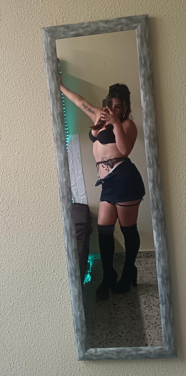 EXUBERANTE JOVENCITA PARA DISFRUTAR DE UN BUEN SEX