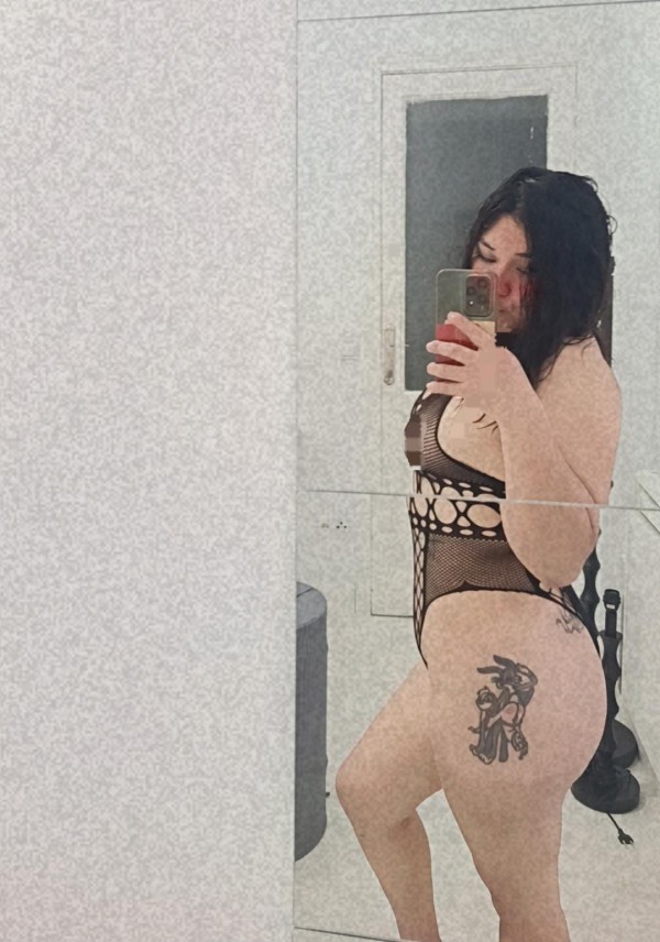EXUBERANTE JOVENCITA PARA DISFRUTAR DE UN BUEN SEX