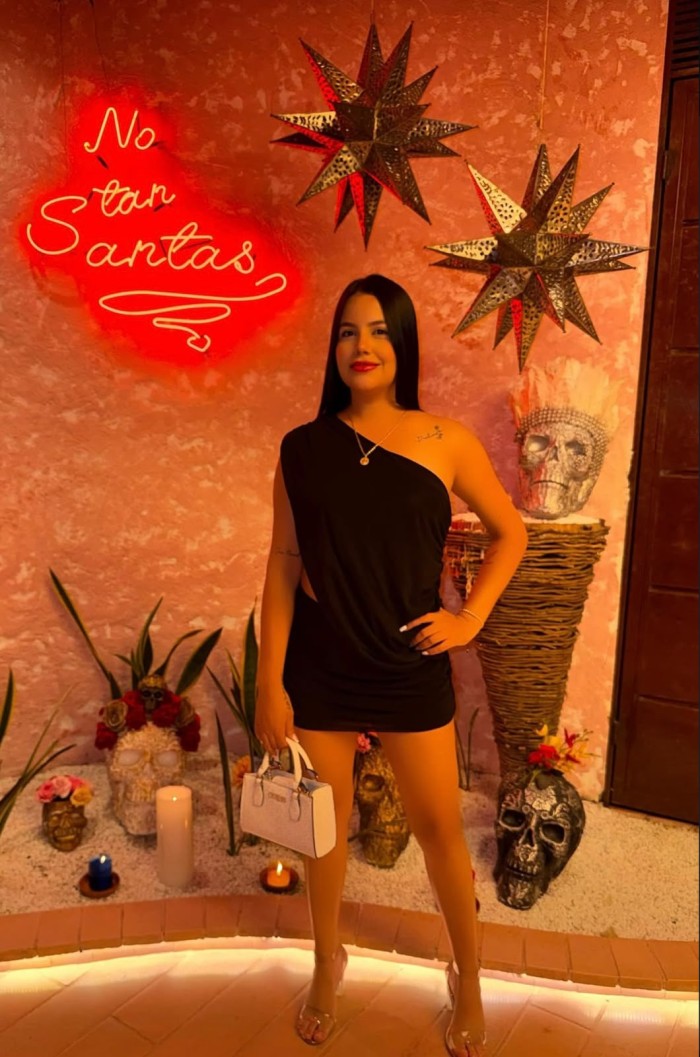 ESCORT COLOMBIANA CACHONDA ARDIENTE