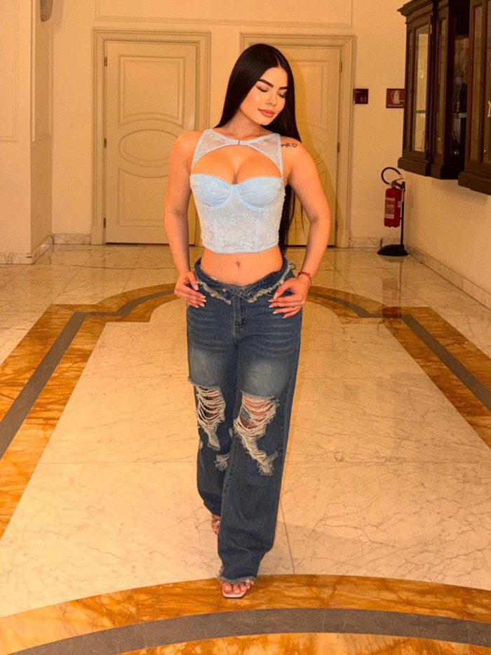 ARDIENTE Y EXHUBERANTE JOVENCITA SAN JUAN