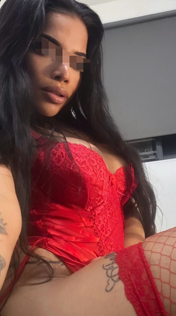 Bombón brasileña disponible 24h sanxenxo-portonovo