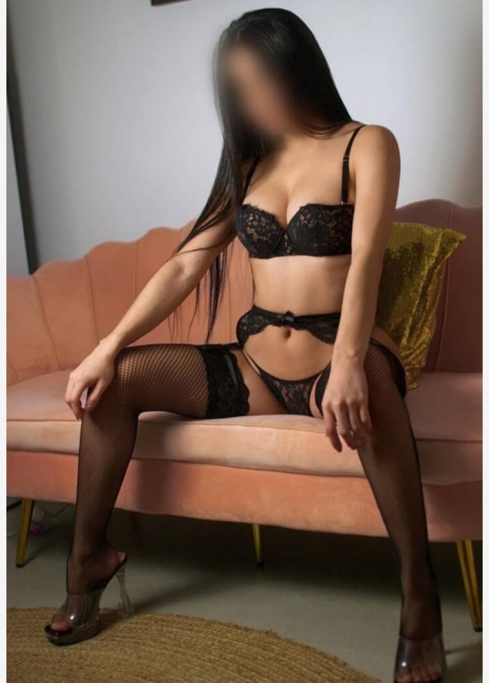 COÑITO DE VICIO LATINA MULTIORGASMICA DE LUJO