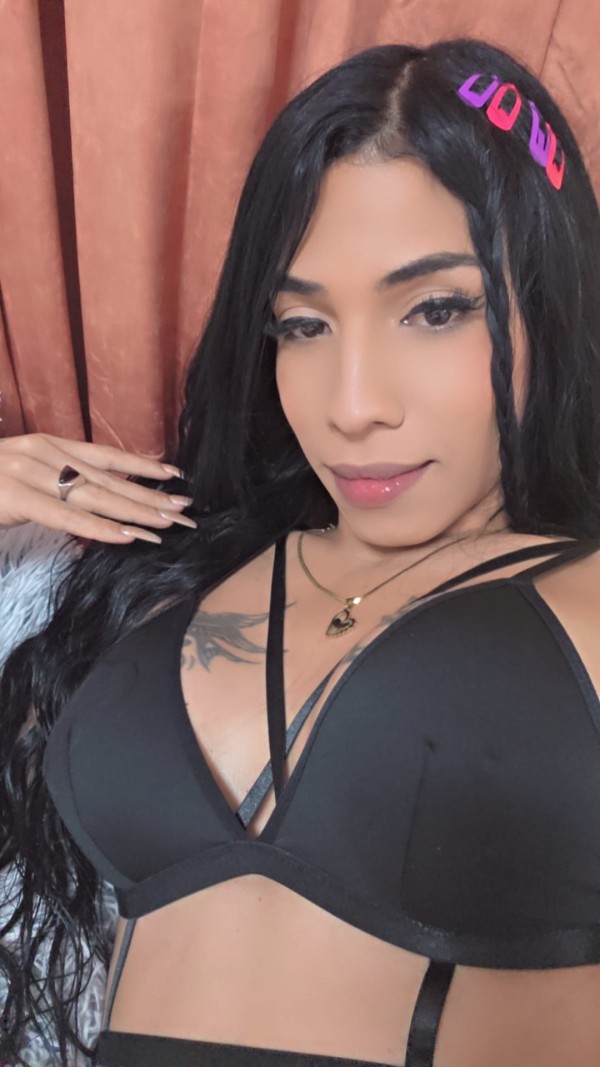 ISABELLA VENEZOLANA FEMENINA Y VERSATIL EN MARBELLA FIESTERA Y VICIOSA