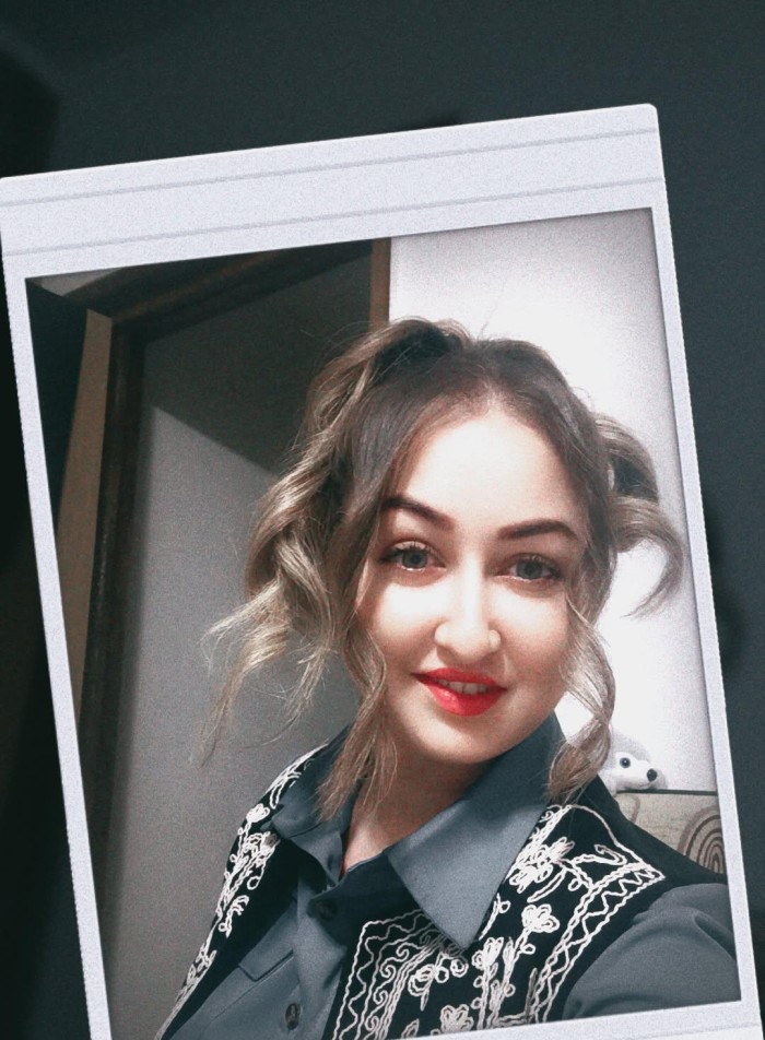 ALINA . NUEVA LITUANA 24 AÑOS
