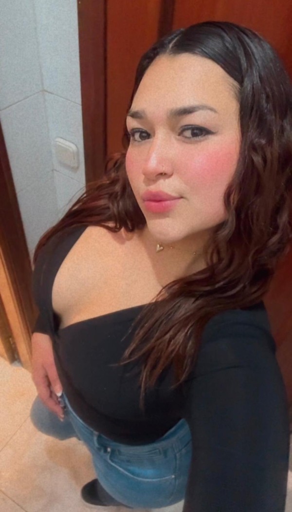 BRENDA NOVEDAD JOVENCITA TETONA ARRECHA Y FIESTERA