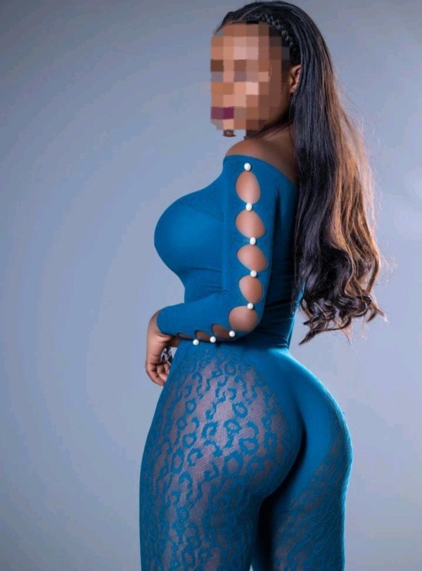 SEXY PERVERSA MORENA DE CURVAS ARDIENTES FIESTERA PARA TU PALADAR NOVEDAD