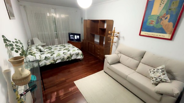 Habitaciónes en Ferrol con opción a aire acondicionado