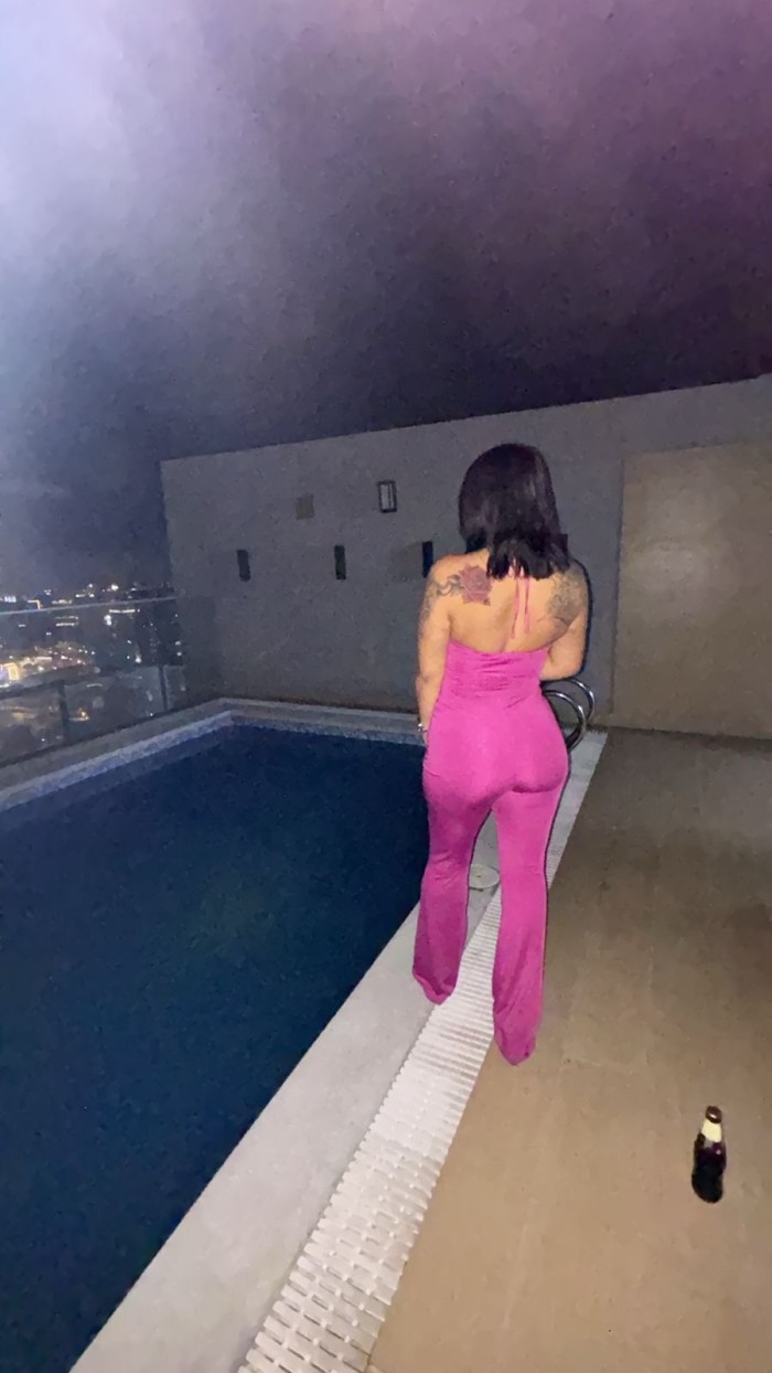 Ardiente latina en Marbella la reina del griego