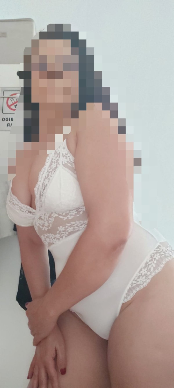 LATINA ARDIENTE