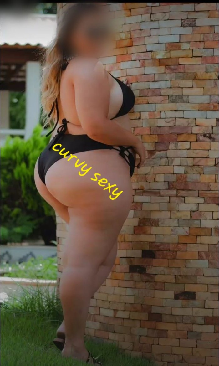 Curvy sensual