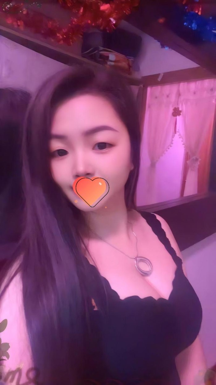 HOLA AMOR, NUEVAS CHICAS EN Valencia