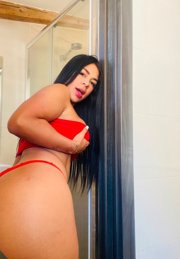 Soy Una Bella Niña De 19años Me Encanta Follar Y La Fiesta