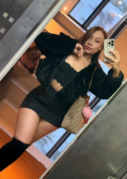 COLOMBIANA DE LUJO JUGUETONA Y MORBOSA