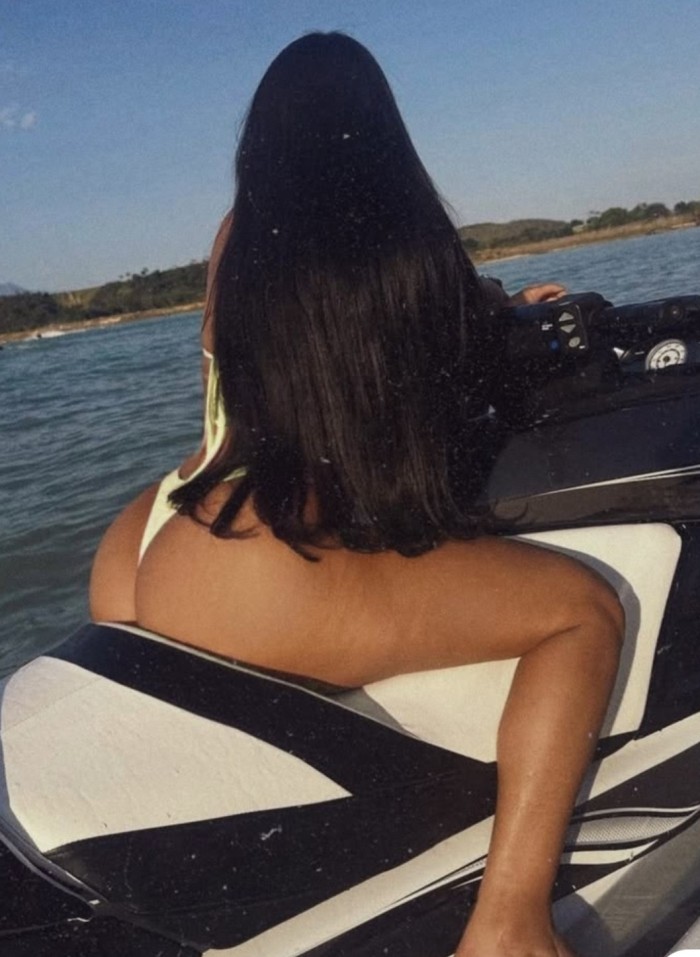 LA COLOMBIANA QUE ESTÁ HACIENDO ARDER FUENGIROLA