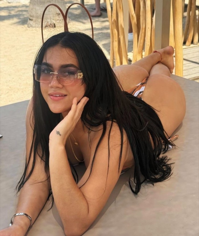Escort vip colombiana muy dulce