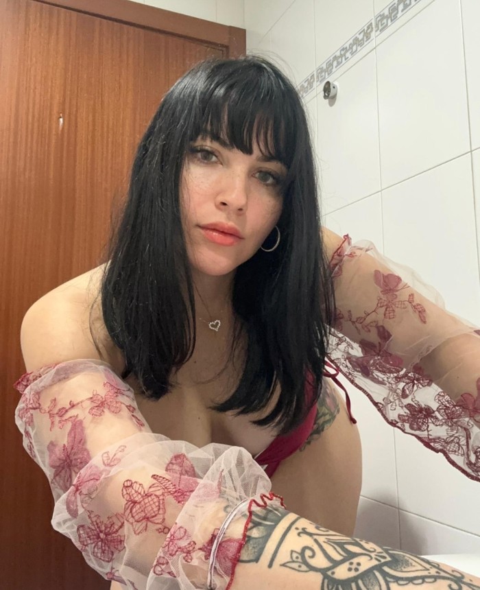 POR LAS CANTERAS – NOVEDAD!!! CHICA DE LUJO MORBOSA Y JUGUETONA