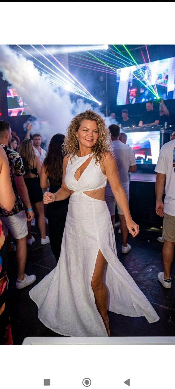 FLAVIA MILF ESTUPENDA MASAJISTA CENTRO IBIZA