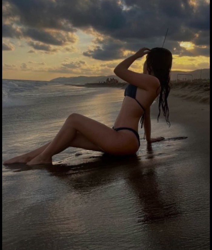 Linda, joven y adicta al sexo y la fiesta, quiero conocerte