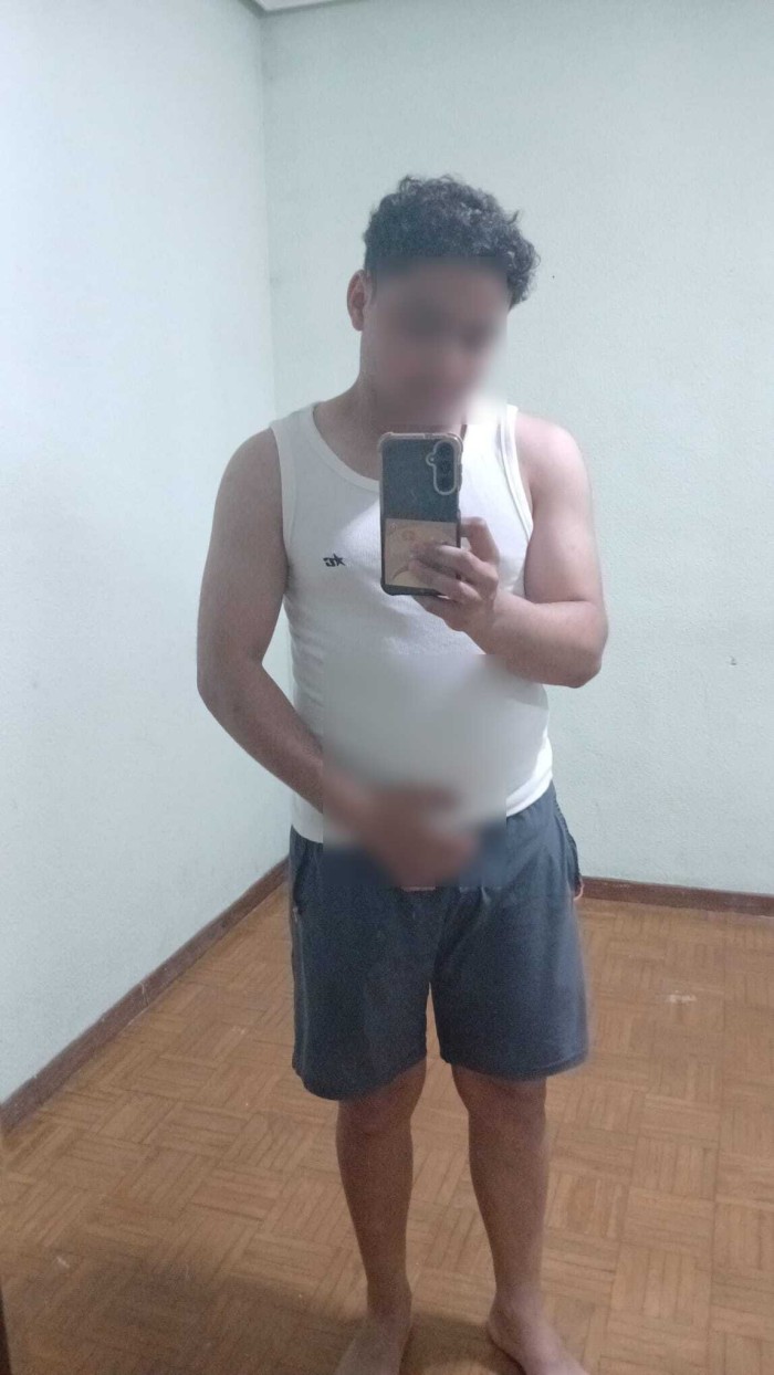 Javier – Latino de 21 años en Toledo