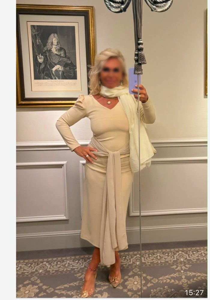 Norma mujer Española con clase