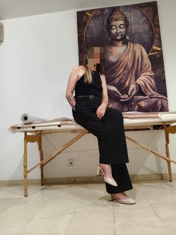 EMMA HOLANDÉSA MASAJE ERÓTICO..SENSUAL SEXY Y NATURAL ATIENDO SOLA