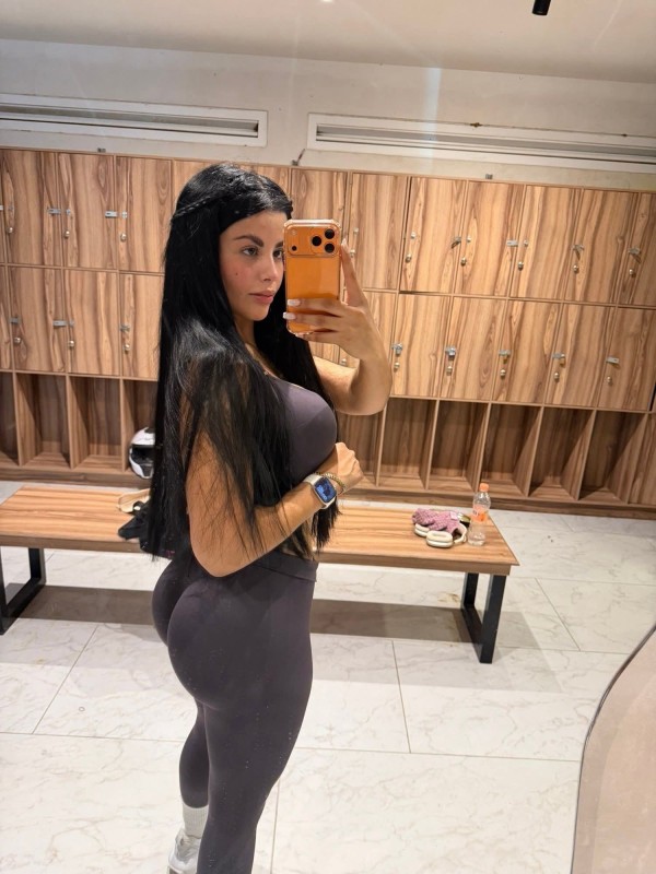 Sara Explosiva Operada soy independiente salidas