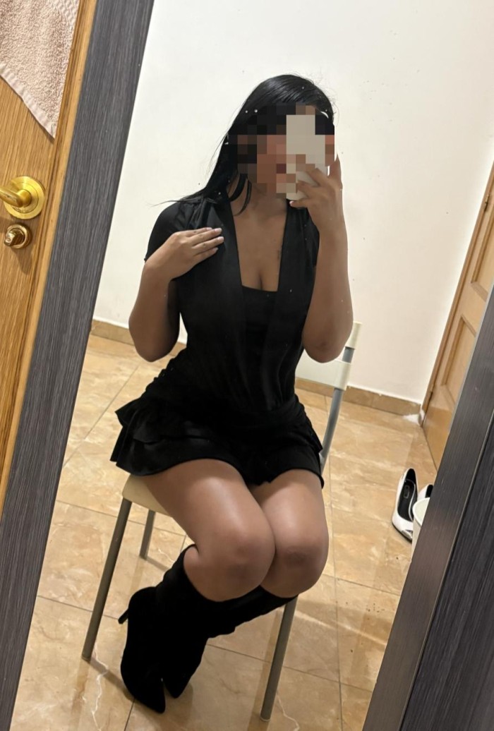 Ardiente jovencita cachonda muy fiestera Salamanca