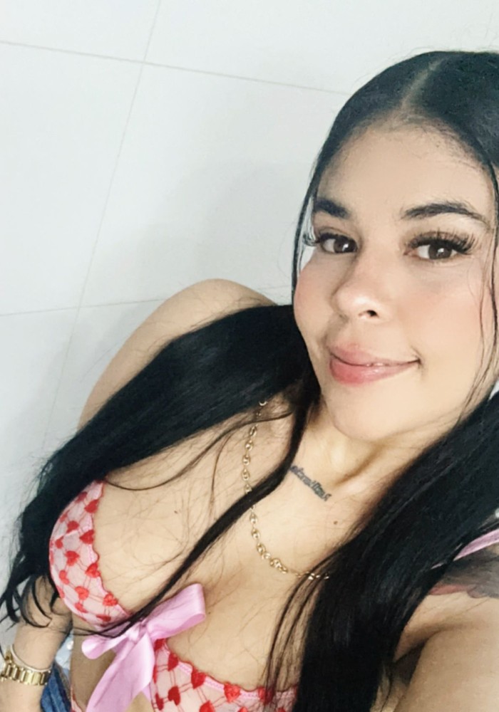 ME LLAMO PAMELA, COMPLACIENTE EN TODO AMOR