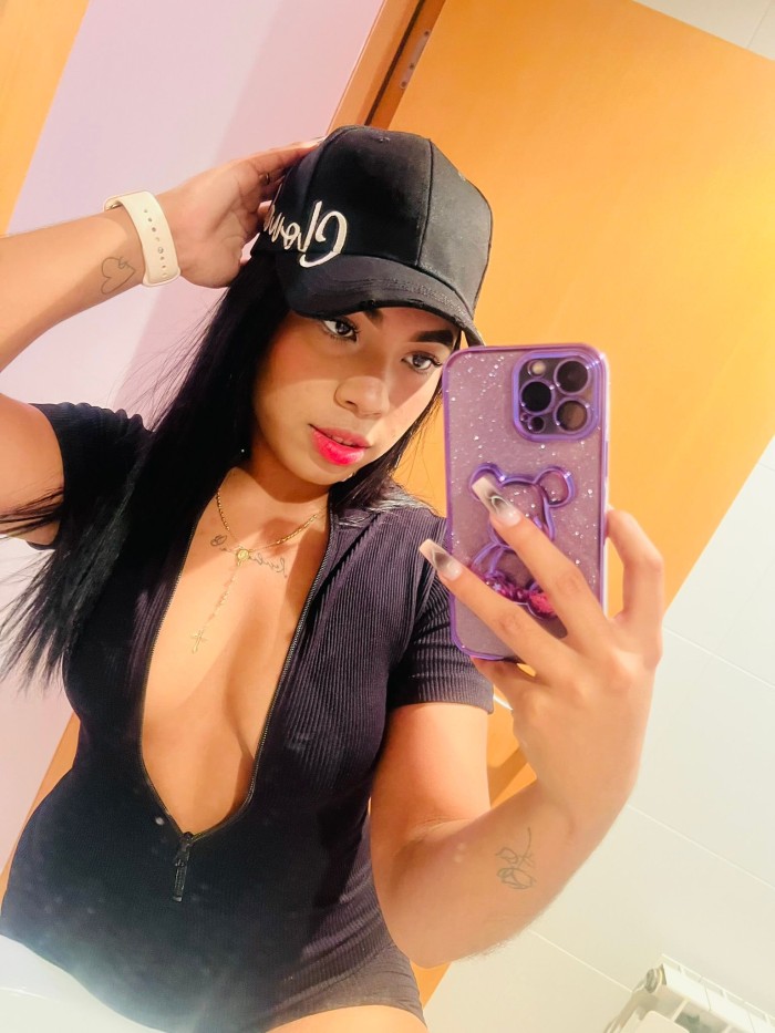SEXY ACOMPAÑANTE CON GANAS DE LLENARTE DE PLACER