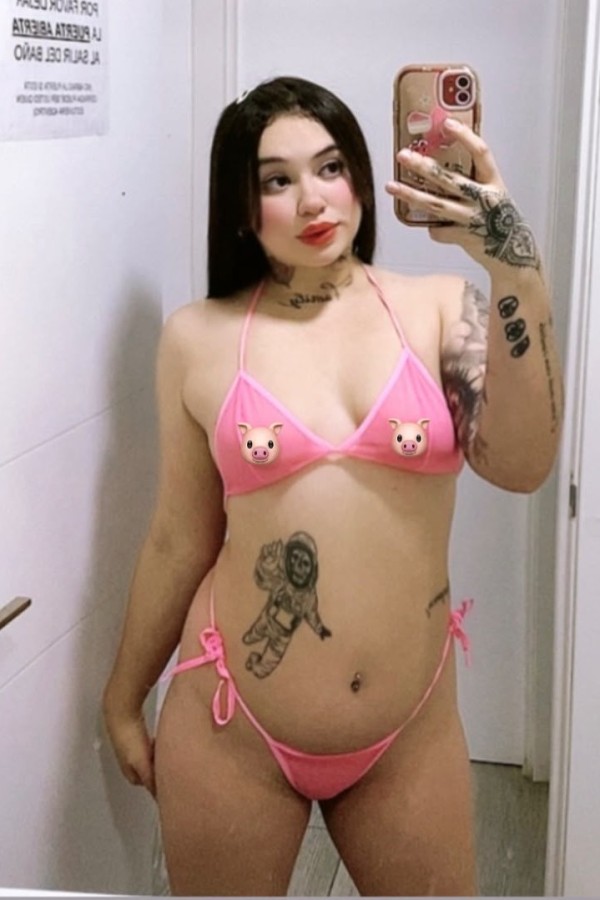 SOY UNA JOVENCITA CON MI COÑITO MUY HUMEDO