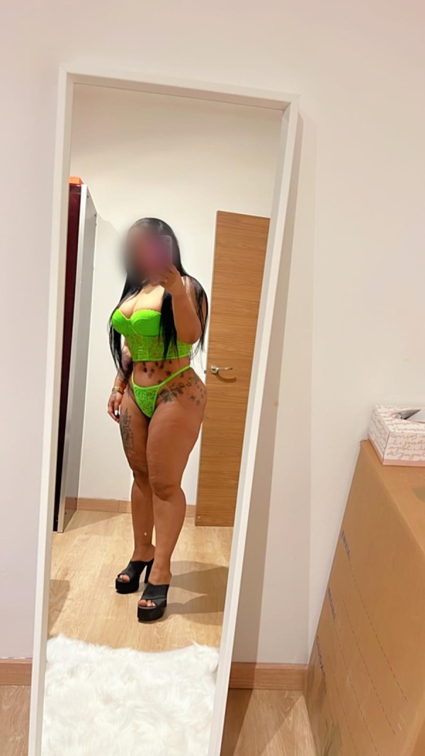 Morena de clítoris grande en Martorell centro 24h