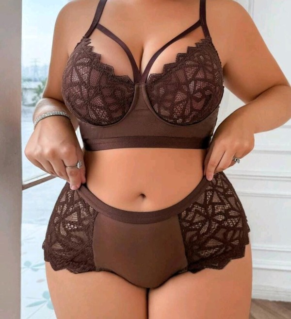 ROCIO LATINA PARAGUAYA MADURITA, EXCELENTE COMPAÑIA UNICA
