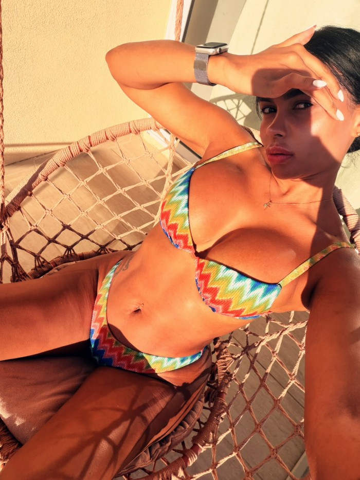MELISA – Colombiana en Ibiza