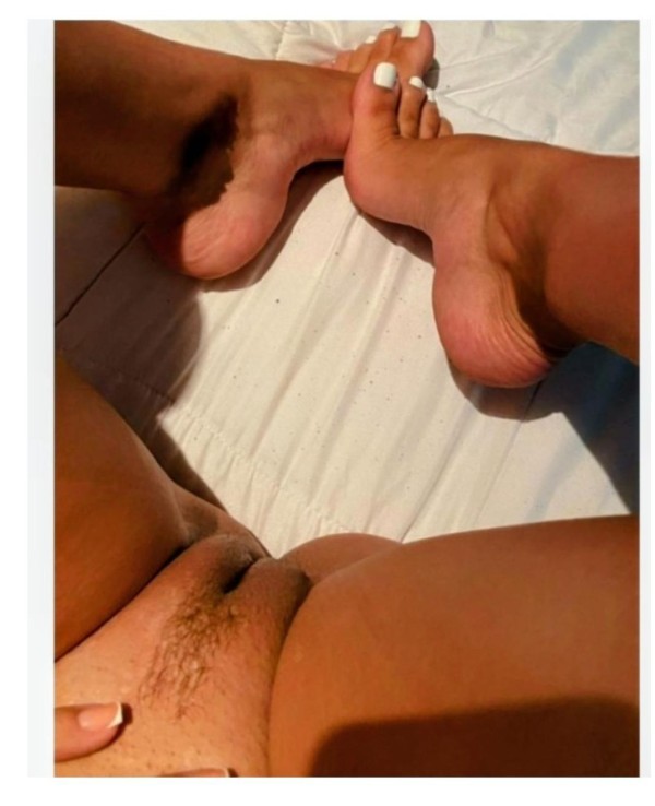 Chica caliente y fiestera y muy besucona