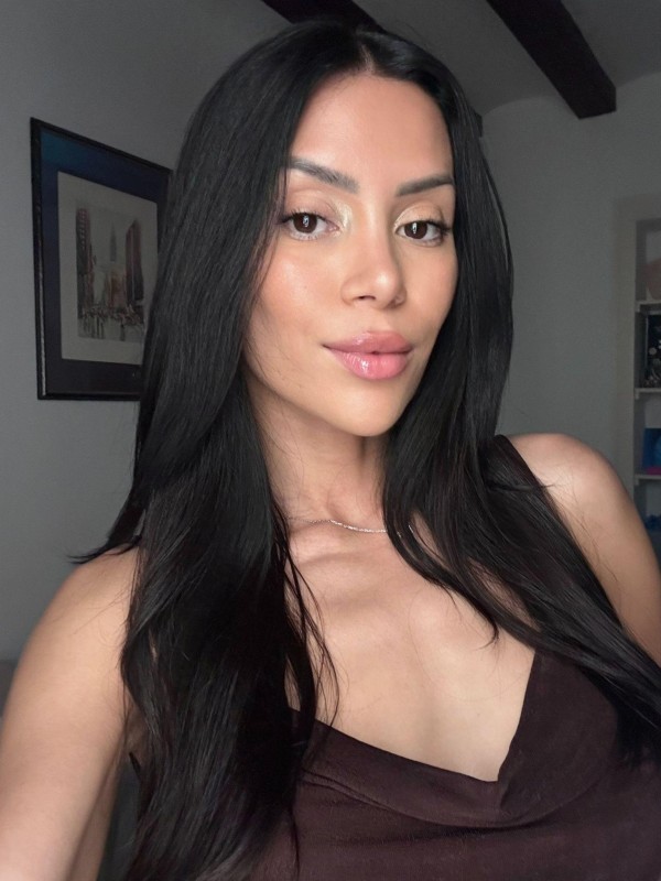 ADRIANA – LOLITA MODELS AGENCY MORE THAN 18 GIRLS AVAILABLE