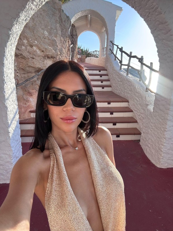 ADRIANA – LOLITA MODELS AGENCY MORE THAN 18 GIRLS AVAILABLE