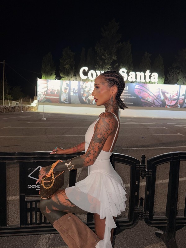 HANNA – LOLITA MODELS IBIZA MORE THAN 18 GIRLS AVAILABLE