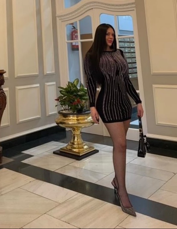 PAULINA NOVEDAD, MORBOSA ATREVETE A PASARLA RICO