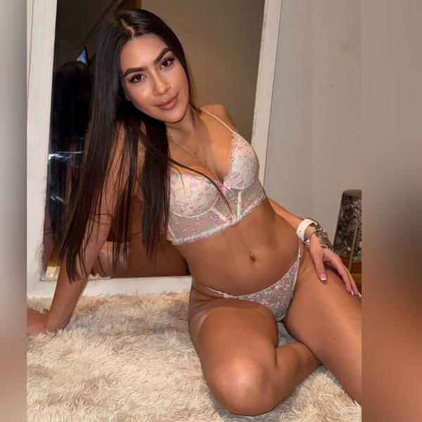 NUEVA MORBOSA HAGO TRÍOS,PAREJAS, FIESTERA, SALIDAS 24/7 Y PISO PRIVADO