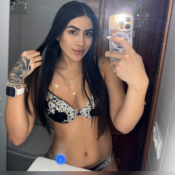 NUEVA MORBOSA HAGO TRÍOS,PAREJAS, FIESTERA, SALIDAS 24/7 Y PISO PRIVADO