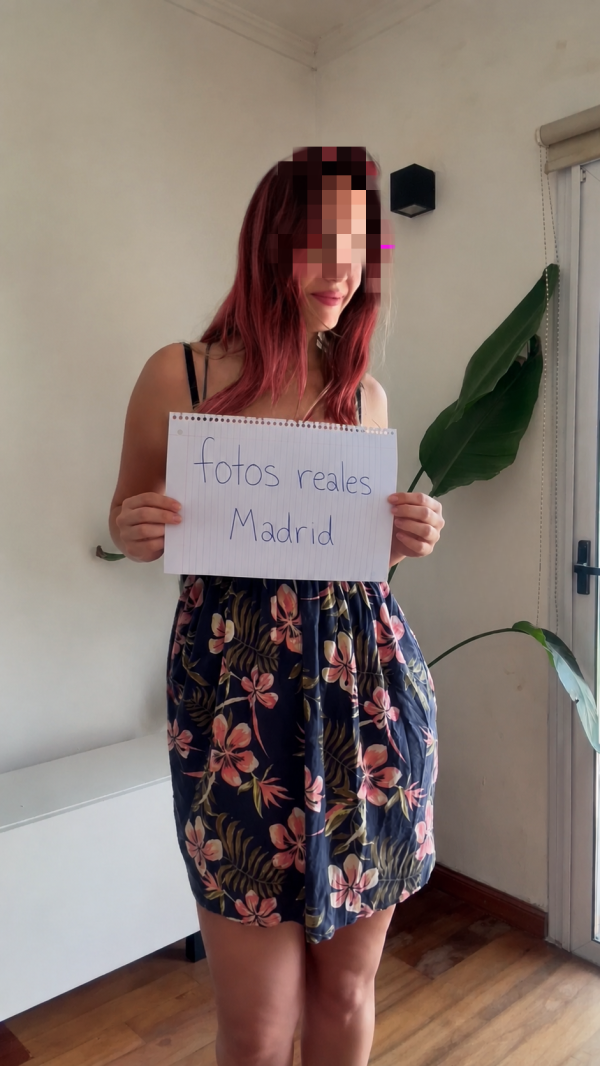 MILF TETONA PELIRROJA FIESTERA