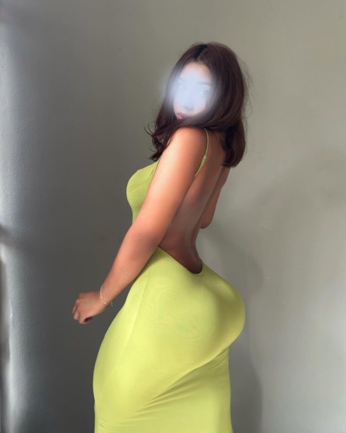 !Nueva puta en Pamplona¡ 26 años con canas de sex