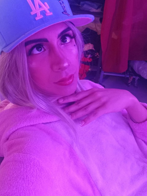 ¡ULTIMA SEMANA EN BARCELONA! Dulce jovencita latina