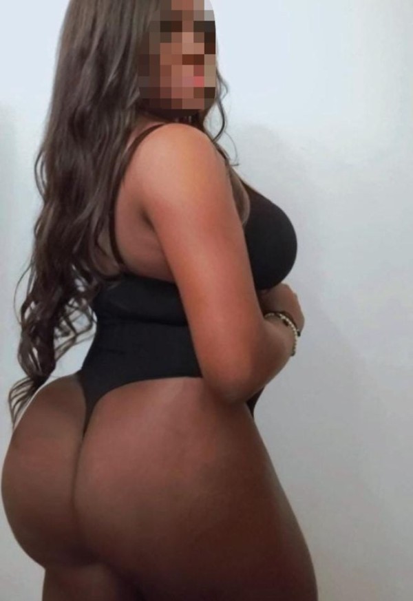 DE VUELTA EN TU CIUDAD, TU MORENA FAVORITA
