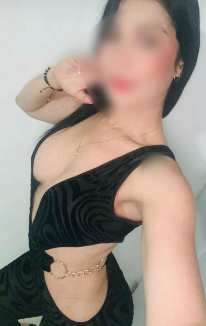 SARA CACHONDA SEXY MORBOSA IMPLICADA FOGOSA DISCRETA EN CIUDAD REAL