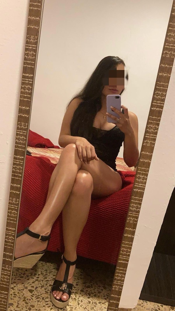 CACHONDA LUJURIOSA ARDIENTE CON MUCHO PLACER PARA DARTE VEN