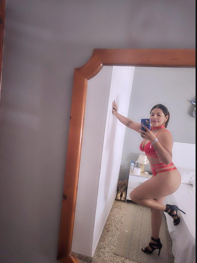 EN PLAYA FIGUERETAS SENSUAL ATREVIDAD COQUETA