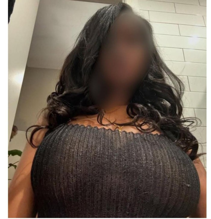 NOVEDAD MIA EN CORDOBA!! MORBOSA CACHONDA FIESTERA MAMADITAS SALIVADAS