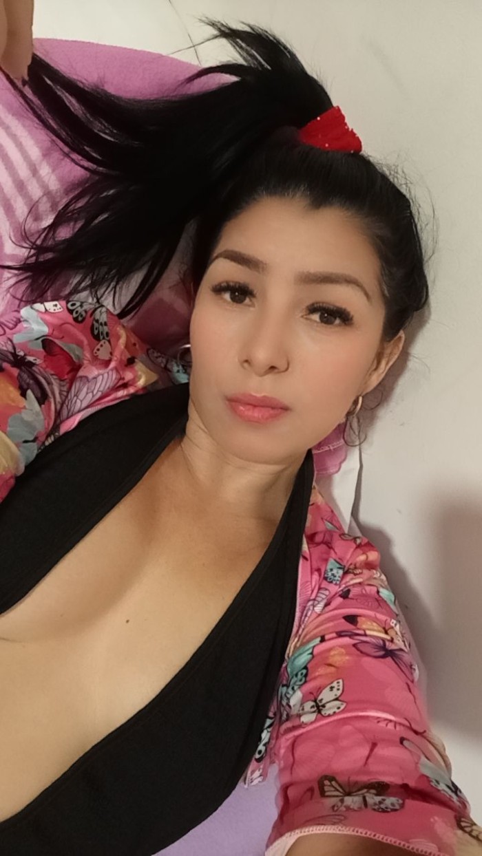 ARDIENTE SENSUAL APASIONADA DESEOSA DE SEXO