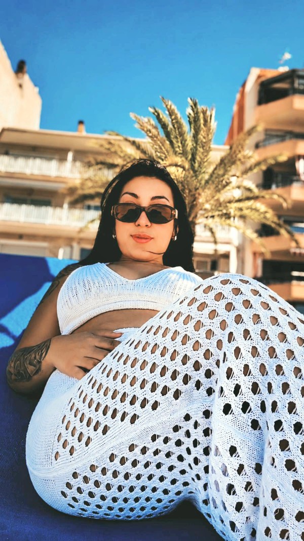 TRATO DE NOVIOS VOI EN TU DIRECCIÓN DIA Y NOCHE